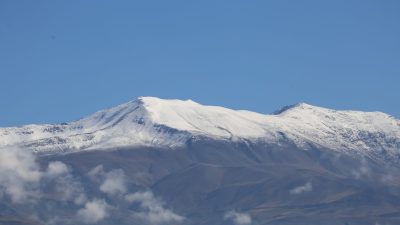 Erzincan’ın en yüksek noktası olan 3 bin 549 metre yüksekliğindeki