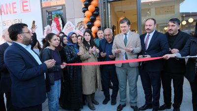 İrem Yufka’nın yeni şubesi, Erzincan Meydan 24 AVM’de hizmete girdi.
