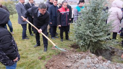 Erzincan’da Milli Ağaçlandırma Günü etkinliğinde 9 lokasyonda 20 bin fidan