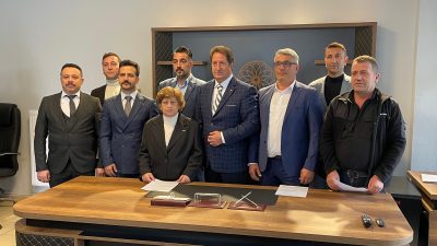 Yavuz Ağıralioğlu’nun önderliğinde kısa süre önce kurulan Anahtar Parti’de ülke