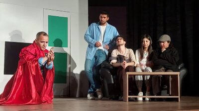 Erzincan Belediyesi Kültür ve Sosyal İşler Müdürlüğü Sahne Tiyatrosu tarafından