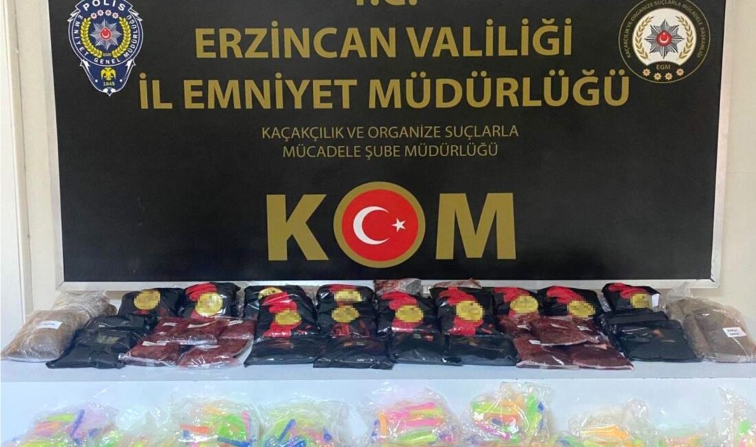 Erzincan’da menşei belirsiz 39 kilogram kaçak nargile tütünü ile 640