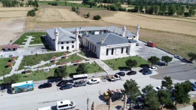 Erzincan’da son Başbakan Binali Yıldırım ve ailesi ile hayırseverlerin desteğiyle