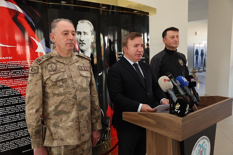 Erzincan Valisi Hamza Aydoğdu, İl Emniyet Müdürlüğü’nde düzenlenen “Asayiş ve
