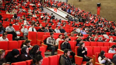 Erzincan Binali Yıldırım Üniversitesi Rektörü Prof. Dr. Akın Levent, düzenlenen