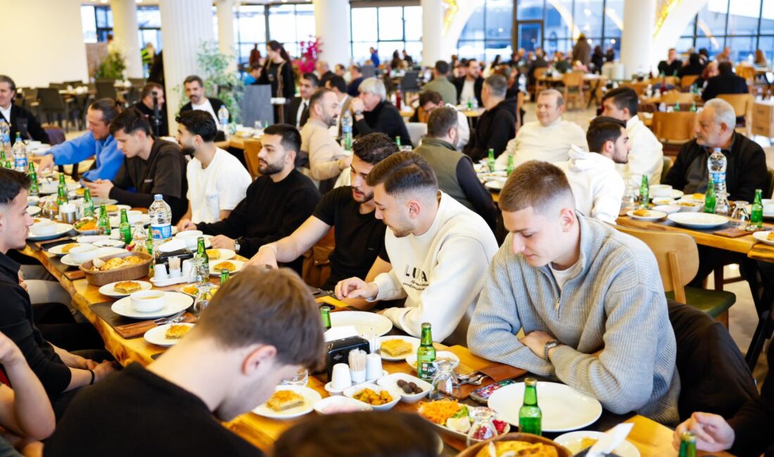 24 Erzincanspor Yönetim Kurulu, futbolcular, aileleri ve kazada hayatını kaybeden