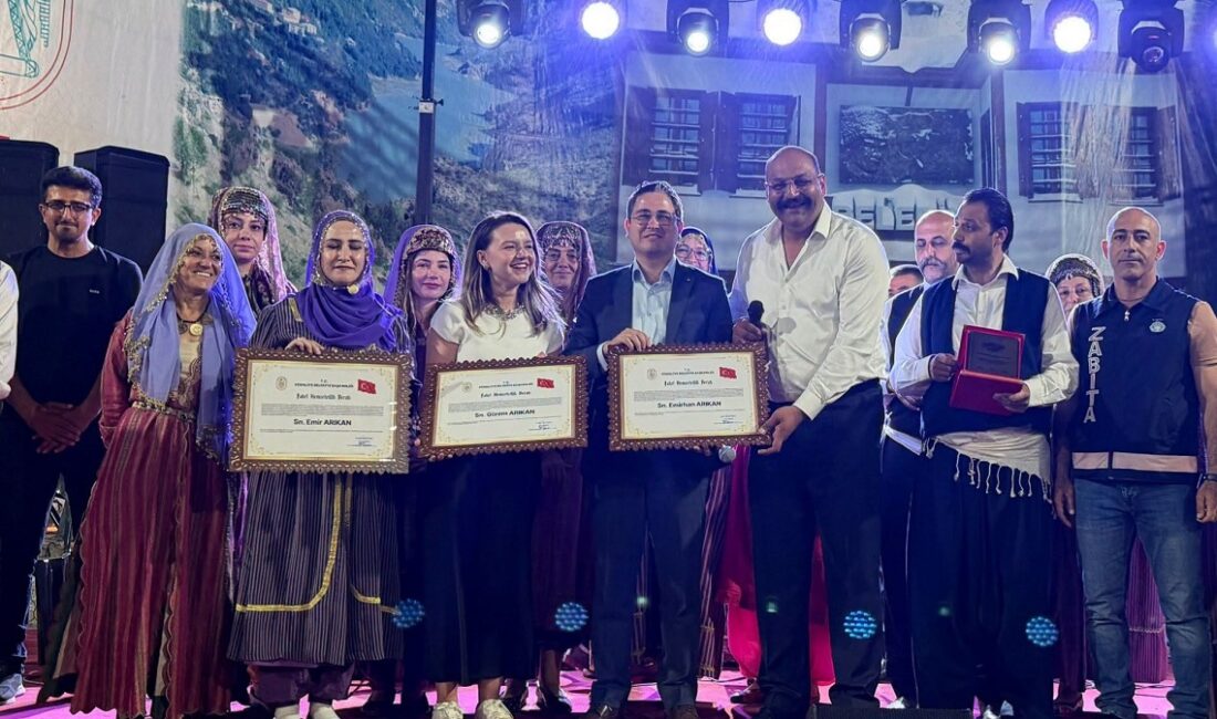 Kemaliye Belediye Meclisi’nin aldığı karar doğrultusunda, ilçeye sunduğu hizmetler ve