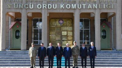 Türk Devletleri Teşkilatı Aksakallar Konseyi Başkanı ve son Başbakan Binali